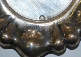 1872-1922 Ezüst (Ag) fűszertartó pár alátéttel 800-as tisztaságú pesti dianás jelzéssel és mesterjel...