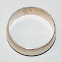 Ezüst (Ag) karikagyűrű / 
Silver ring, size: 62, 4,9gr