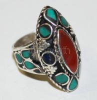 Ezüst (Ag) gyűrű színes kőberakásokkal /  Silver ring with colorful stone inlay, size: 57, br: 14gr