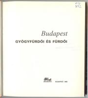 Budapest gyógyfürdői és fürdői. Bp., 1980, Panoráma. Gazdagon illusztrált, a kötés meghajlott, egyéb...
