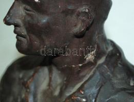 Velényi 1950 jelzéssel: Proletár, festett gipsz, javított (!) 45cm