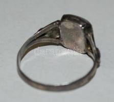 1867-1872 Ezüst (Ag) gyűrű hiányzó kővel / 
Antique silver ring without stone, 1,5gr, size: 51