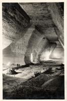 Désakna salt mine interior