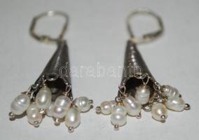 Ezüst (Ag) fülbevaló édesvizi tenyésztett gyöngyökkel / A pair of silver earrings with cultured freshwater pearls, 4,5cm, br: 6gr