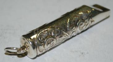 Ezüst (Ag) síp-medál indadíszítéssel / 
Silver pipe medallion 5cm, 8gr