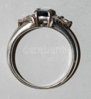 Ezüst (Ag) gyűrű fekete zafírral és cirkóniákkal díszítve / 
Silver ring with black sapphire and bad...