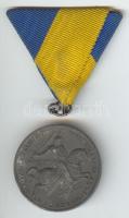 1941. "Délvidéki Emlékérem" szalaggal, a függesztőkarika letört T:2- 1941. Commemorative Medal for the Return of Southern Hungary with ribbon, the suspension ring is broken C:VF