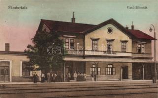 Pándorfalu railway station