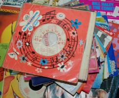 57db magyar és külföldi kislemez / 
7" vinyls from Hungarian and world-famous bands