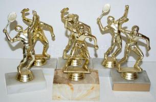 6db tenisz- és asztalitenisz-sportdíj