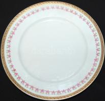 Két darab matricás tányér, egyik jelzett Schönwald d: 25 cm