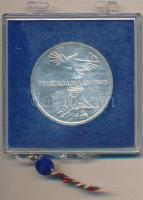 1975. 200Ft Ag "Felszabadulás" T:BU Eredeti plombált MNB plasztiktokban!