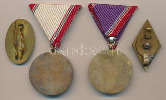 Kis kitüntetés tétel: 1957. Szocialista Munkáért Érdemérem szalaggal (2x) T:2 összesen 8001 adományo...