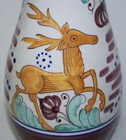 Két darab bokály, szarvas és madaras díszítéssel, m:23,19 cm