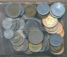 Vegyes ázsiai fémpénz tétel, közte Hong Kong, Thaiföld, Fülöp-szigetek, India, Kína, Japán, Mongólia, Törökország pénzei összesen 71db! T:vegyes Mixed metal coins from Asia, with Hongkong, Thailand, Philippines, India, China, Japan, Mongolia, Turkey, all 71 pcs! C:mixed