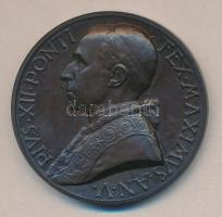 1944 Vatikán: XII. Piusz pápaságának 5. éve bronz plakett eredeti Regia Zecca zacskóban T:1 d:44 mm / 1944 Vatican. Pius pontifex maximus an. V. commemorative bronze medal in original paperbag C: AU d: 44 mm