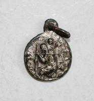 cca 1900 Szűzanyát ábrázoló 3 db ezüst medál ezüst láncon / Silver holy medals on silver chain 12,1g