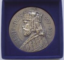 2005. "Jubileumi Szent István" Br emlékérem (95mm) kitüntető oklevéllel és Tempfli József megyés püspök aláírásával T:1-