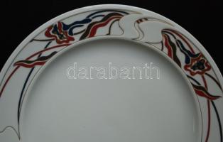 Dísztányér tétel: Japán jelzett tányér, kopott, d: 26 cm, Rosenthal jelzett tányér, hibátlan, d: 25 ...