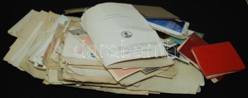 Egy zacskónyi régi papírhagyaték érdekességekkel