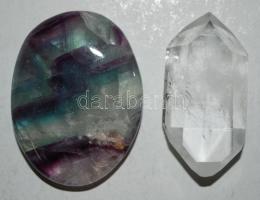 2db medálnak való féldrágakő: fluorit és máramarosi hegyikristály Semi-precious gemstones: fluorite and quartz, 4,5x3,5cm/4x2,5cm