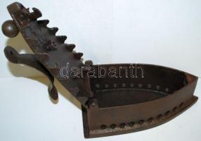 Dávid-csillaggal jelzett szemcse fújt szenes vasaló, új szerű állapotban/ Vintage iron