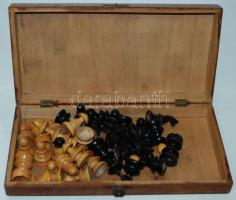 Sakk, hiánytalan, kis lepattanások a játék felületén, 34×34 cm