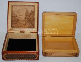 Kettő kicsi fa doboz, furulyázó kisfiú és Vaszilij Blazsenij-székesegyház díszítéssel, 9×12 cm, 12×1...