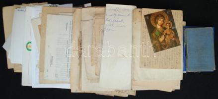Vegyes papírrégiség tétel, benne színészképek, okmányok, kb 50 db