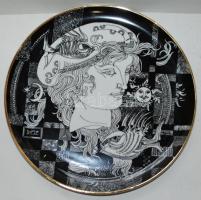 Szász Endre által tervezett Hollóházi jelzett porcelán tál / Faces designed by Endre Szasz Hollohaza chinaware plate 25 cm