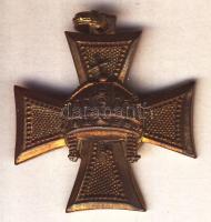 1929. "III. Osztályú Tiszti Szolgálati Jel" aranyozott bronz kitüntetés mellszalag nélkül T:2 Hungary 1929. Officers Long Service Decoration, III class, gold plated cross and crown without ribbon C:XF