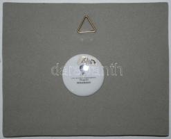 1979 Kézzel aranyozott hollóházi porcelán kép Szász Endre szignált Arcok sorozatból, hibátlan, 12×15...