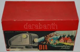Régi diavetítő a Lemezárugyártól eredeti dobozában / 
Vintage slide-projector in original box