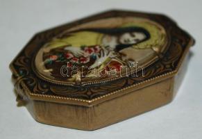 Rózsafüzér tartó, benne a füzérrel, 5× 4 cm