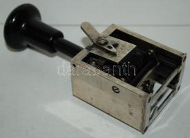cca 1930 Sorszámbélyegző bakelit nyéllel / 
Vintage number stamp, 16cm