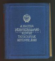 "A Magyar Népköztársaság Elnöki Tanácsának Kitüntetései" minikönyv / 1979 Kossuth Könyvkiadó