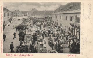 Langenlois Holzplatz, market