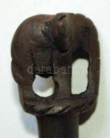 Afrikai faragott fa tollszár elefánttal / 
African wooden stylus handle with elephant, 18cm