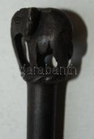 Afrikai faragott fa tollszár elefánttal / 
African wooden stylus handle with elephant, 18cm