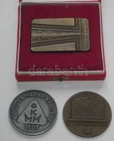 3db különféle emlékérem 1983. "100 éves a Magyar Kábelipar" fém emlékérem (60mm) + 1956. "Állami Biztosító" Szakszervezeti emlékérem Br (60mm) + Pozsonyi olajipari Br szögletes emlékérem eredeti dísztokban T:2