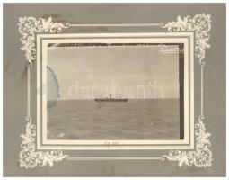 1910 Találkozás a Csendes óceánon. Zsoldos Elek fotója, kartonra kasírozva /  On the Pacific Ocean by Elek Zsoldos, on cardboard, 22x18 cm