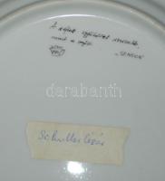 Simó Ágoston (1925-2011): Egyedi mintázatú kézzel festett, jelzett dísztányér /
Hand painted porcela...
