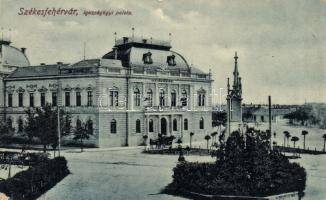 Székesfehérvár Igazságügyi Palota (kis szakadás / small tear)