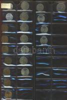 Vegyes világpénz gyűjtemény nagyalakú albumba rendezve, összesen 278db érme, köztük ezüst érmék is, ...