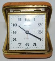 Kaiser összecsukható utazóóra saját műanyag tokjában, jól jár / Travel watch in plastic case, works well 8x8cm