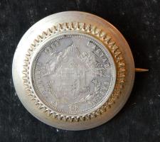 1869GYF 1Ft Ag "Angyalos címer" nemesfém jelzéssel ellátott korabeli ezüst brossba foglalva! (Br.: 23.37g) T:2