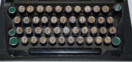 cca 1940 Wanderer Werke Continental írógép eredeti dobozában magyar billentyűzettel / 
Vintage typew...