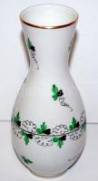 Kézzel festett Persil-mintás jelzett Herendi porcelán vázácska hibátlan állapotban / Handpainted Herendi porcelain vase in flawless condition, 15cm