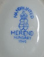 1940 Kézzel festett virágokkal díszített jelzett kis tojás alakú Herendi ékszeresdobozka, hibátlan á...