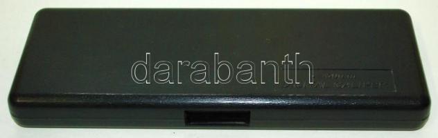 UltraPro digitális subler saját dobozában / 
Digital caliper 0-150mm